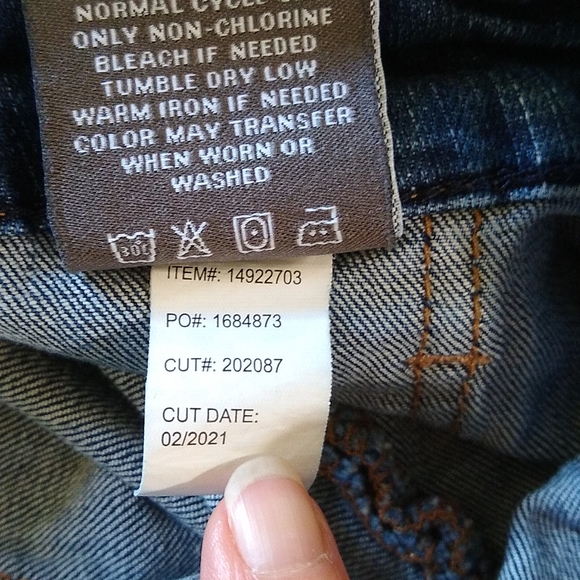 Torrid jeans shorts size 14 - Picture 7 of 7